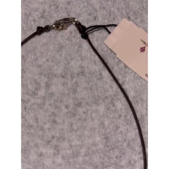 NWT Peyote Bird Free Spirit Genuine Carnelian Quartz Teardrop Pendant Necklace - Picture 4 of 6